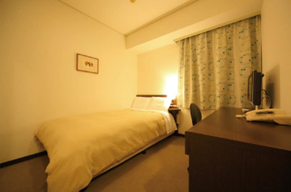 Hotel Park Side Hiroshima Peace Park Bagian luar foto