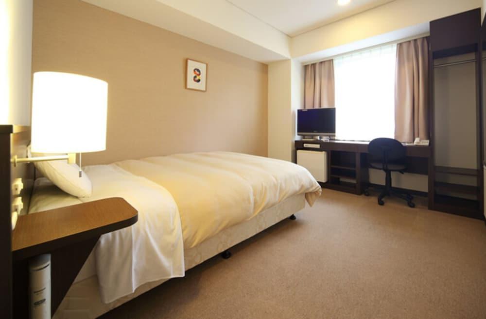 Hotel Park Side Hiroshima Peace Park Bagian luar foto